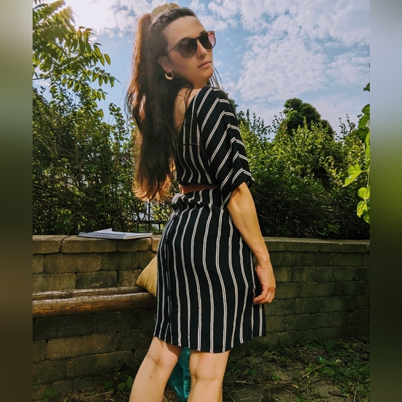 Meet your Posher, Cecelia - Picture 1 of 5